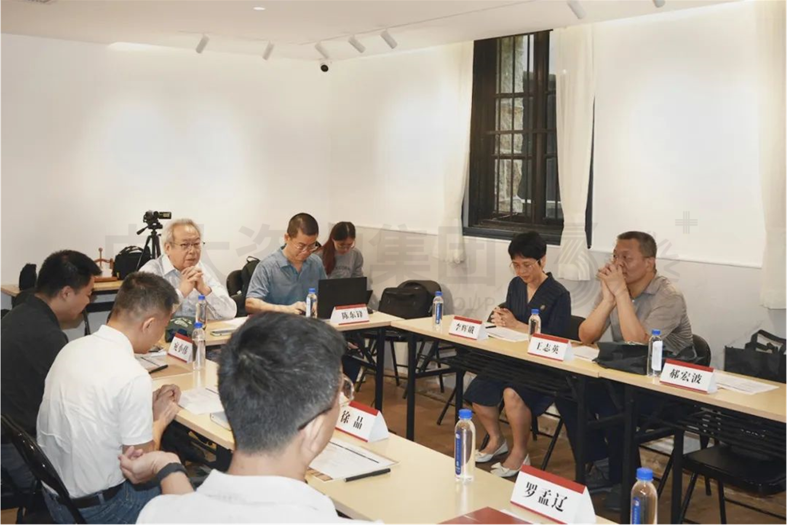 前瞻智慧碰撞 | 數字經濟時代來臨,群英共商共繪“數治”新紀元 前瞻智慧碰撞 | 數字經濟時代來臨,群英共商共繪“數治”新紀元