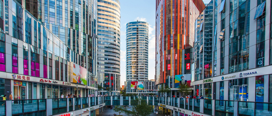 “十五五”戰(zhàn)略前瞻：數(shù)字化轉(zhuǎn)型如何重構(gòu)企業(yè)戰(zhàn)略規(guī)劃底層邏輯