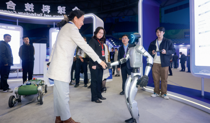 深入推進國有企業職務科技成果賦權改革試點