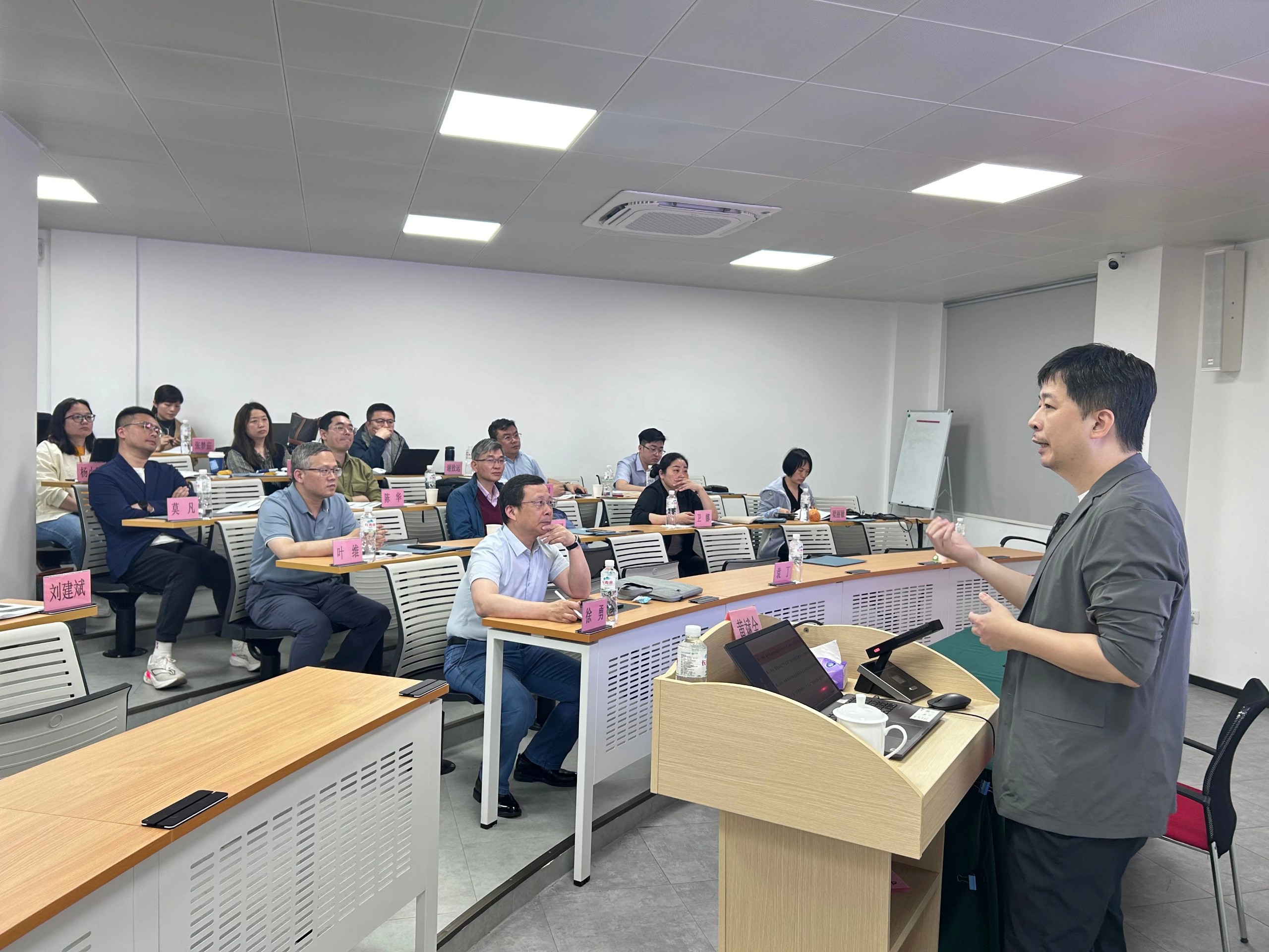 2天突破戰略規劃核心要點，中大咨詢圓滿舉辦國有企業“十五五規劃”實戰培訓班