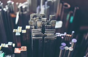 面臨核心人才流失壓力——某鋁業(yè)公司薪酬績(jī)效項(xiàng)目啟動(dòng)