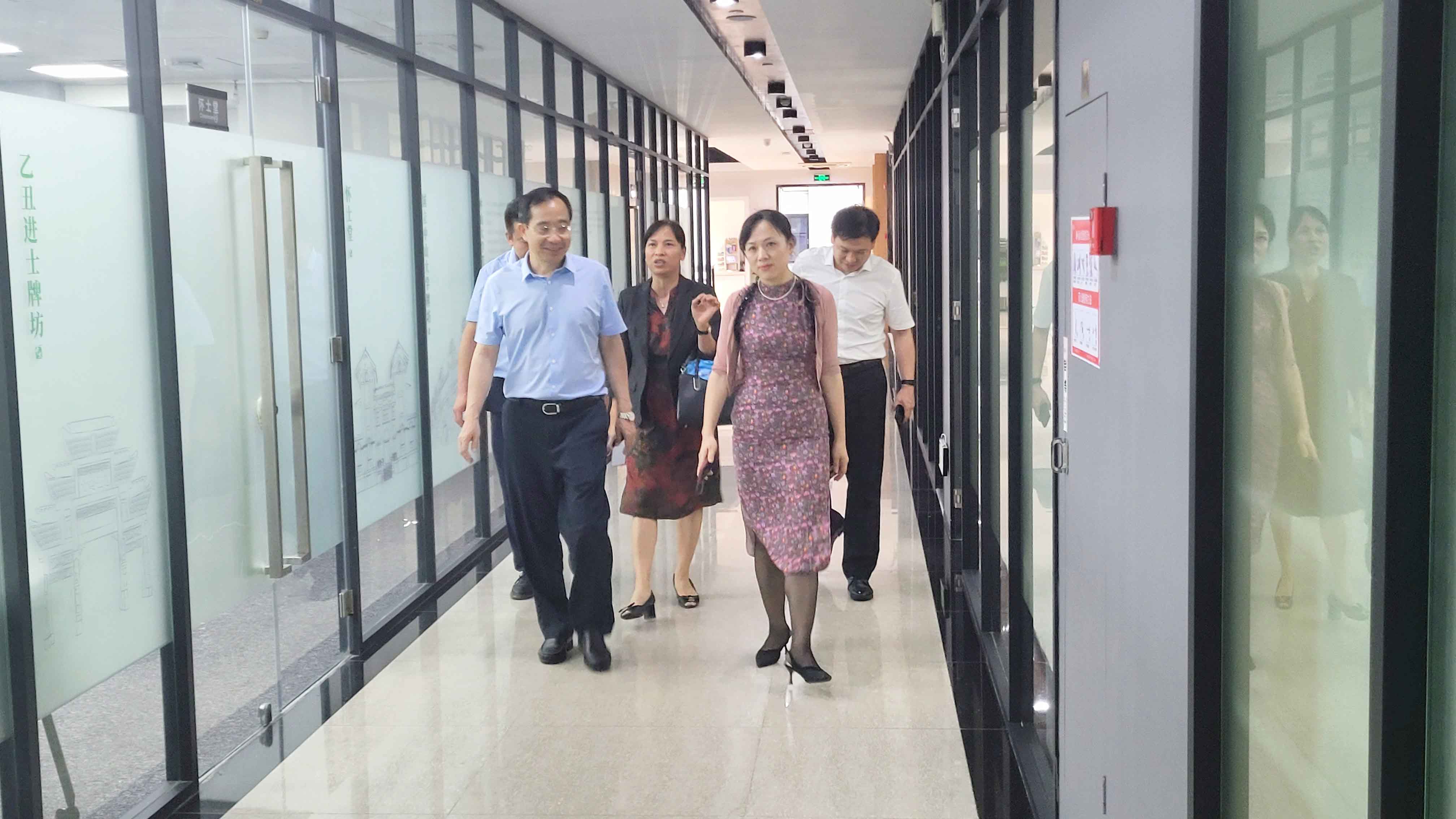 華南農(nóng)業(yè)大學(xué)與中大咨詢開展校企合作交流活動，中大咨詢整理