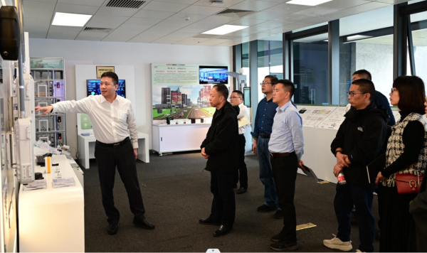 對標(biāo)一流!福州城投集團(tuán)攜手中大咨詢考察廣州智投、深智城集團(tuán)、珠海華發(fā)集團(tuán)等智慧城市平臺公司 對標(biāo)一流!福州城投集團(tuán)攜手中大咨詢考察廣州智投、深智城集團(tuán)、珠海華發(fā)集團(tuán)等智慧城市平臺公司