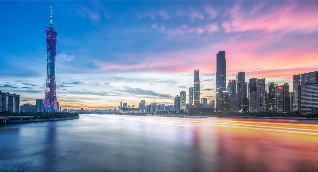 廣州市發(fā)改委攜手中大咨詢駛?cè)敫母铩吧钏畢^(qū)”，賦能民營(yíng)經(jīng)濟(jì)發(fā)展