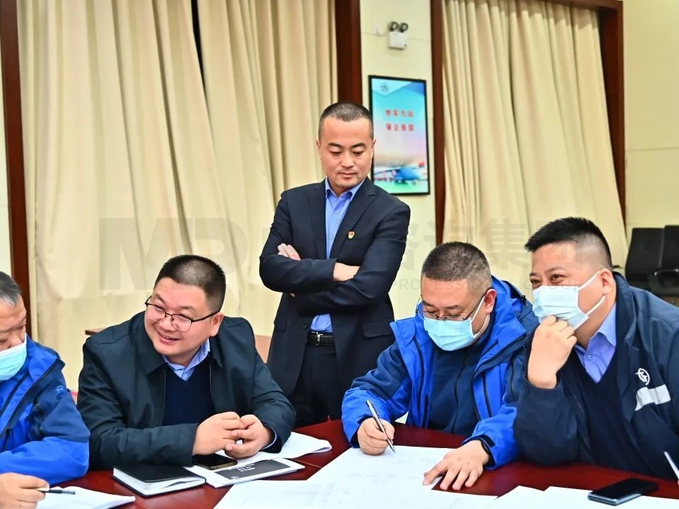 中大咨詢受邀出席武漢凌云建筑裝飾工程有限公司“2024年度經營計劃編制”培訓會并做專題授課